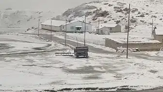 Van'da mevsimler karıştı Mayıs ayında lapa lapa kar yağışı