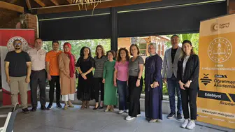 Aydınlı öğretmenler yazar Nilay Yılmaz ile yazarlık atölyesinde buluştu