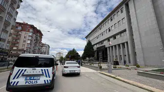 Güzellik salonunda kredi tuzağı kuran şebekeye operasyon
