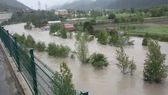 Kelkit Irmağı taştı Reşadiye’de evleri su bastı