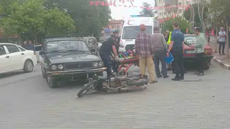 Gediz’de ehliyetsiz sürücünün karıştığı kazada iki kardeş yaralandı