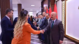 Aydın Valiliği personeli bayramlaşma töreninde buluştu