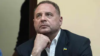 Zelenskiy’nin eski sağ kolu Yermak tutuklandı