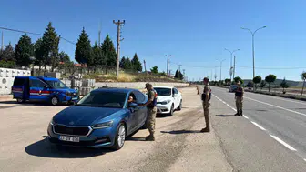 Gaziantep yollarında bayram mesaisi havadan ve karadan takip ediliyor