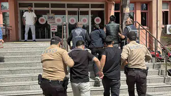 Karabük trafiğinde yol verme kavgası kanlı bitti