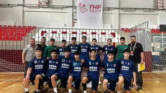 Aydınlı küçük hentbolcular Türkiye kürsüsüne çıktı
