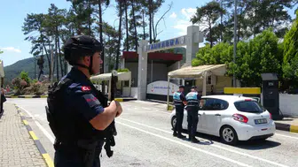 Marmaris ve Datça yollarında bayram yoğunluğu 40 bin araç giriş yaptı
