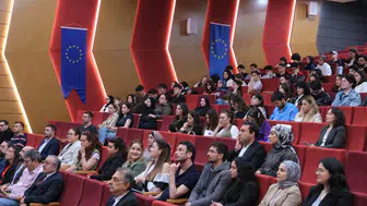 Üniversiteliler için Avrupa kapıları nasıl açılır