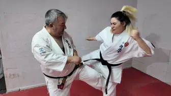 Bursa’da üç kuşak karate tutkusu