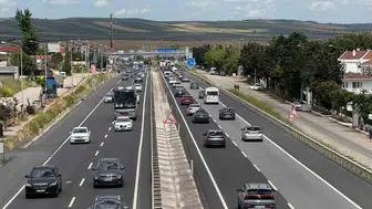 Bayram dönüşü Tekirdağ yolunda sürücüleri bekleyen trafik çilesi
