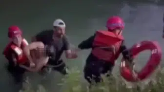 Adana'da sulama kanalına düşen genç son anda kurtarıldı