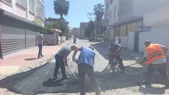 Akdeniz sokakları yeni asfaltla yenileniyor