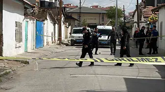Konya Karatay’da sokak ortasında silahlı saldırı