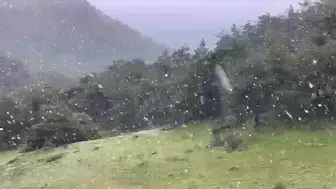 Haziran kapıdayken Akdağ’da kış geri döndü