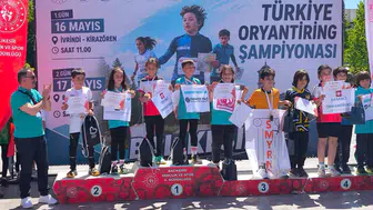 Manisalı genç sporcular Balıkesir'den madalyalarla döndü