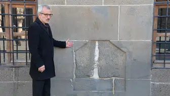 Diyarbakır Ulucami duvarındaki iki boşluk kayıp bir tarih mı?
