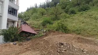 Osmaniye Bahçe’de şiddetli yağış yamaçları çökertti