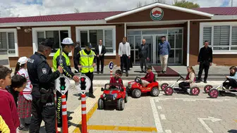 Aydıntepe’de çocuklar direksiyon başında trafik kurallarını öğrendi