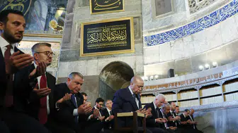 Erdoğan cuma namazı çıkışı İstanbullularla buluştu