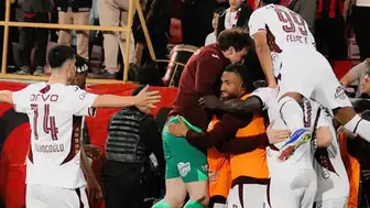 Ankara’da nefes kesen final bileti: Trabzonspor kupada son sözü Muçi ile söyledi