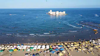 Mersin sahillerinde bayram bereketi yaşandı