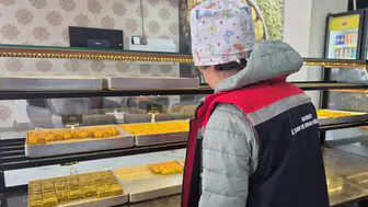 Bayburt bayram sofralarını güvene almak için mutfakları denetliyor
