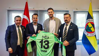 Fenerbahçe kaledeki yerini sağlama aldı