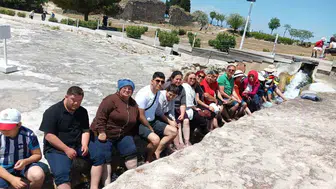 Pamukkale özel bireyler için gün boyu kapılarını açtı