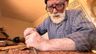Maraş rahlesi ustaların elinde hayat bulmaya devam ediyor
