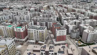 Hatay Emek Mahallesi küllerinden doğdu Depremzedeler yeni evlerinde şükür namazında