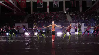 Niğde gençleri 19 Mayıs ruhunu spor salonunda yaşattı