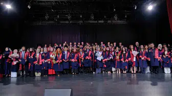 Atatürk Üniversitesi İletişim Fakültesi öğrencileri diplomalarını aldı