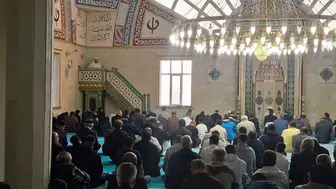 Selendi halkı bayram sabahı camilere sığmadı