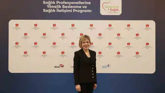 Doktorlar ve eczacılar beslenme eğitimiyle toplumu bilinçlendiriyor