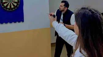 Pazaryeri’nde gençler dart turnuvasında hedefi tam on ikiden vurdu