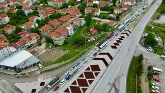 Afyonkarahisar yollarında bayram yoğunluğu başladı