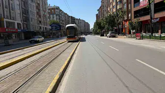 Eskişehir bayramın ilk gününde sessizliğe büründü