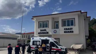 Marmaris açıklarında teknede mahsur kalan hastayı ekipler kurtardı