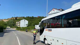 Zonguldak yollarında bayram dönüşü için bin 627 görevli tetikte
