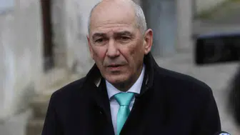 Slovenya’da kritik değişim Janez Jansa yeniden başbakan koltuğunda