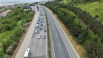 Bayram yolculuğu TEM Otoyolu Kocaeli geçişinde yoğunlaştı