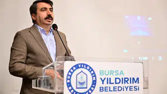 Yıldırım Belediyesi personelini geleceğe yapay zeka ile hazırlıyor