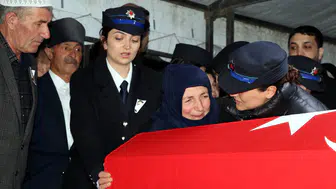 Şehit polis Emrah Koç memleketi Van’da defnedildi