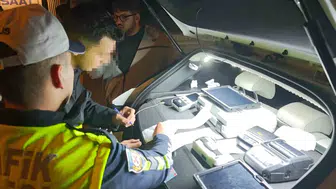 Kadıköy trafiğinde modifiyeli egzoz cezası