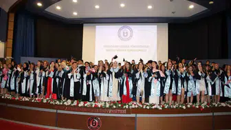 Aydın’da mezuniyet heyecanı İki meslek yüksekokulu öğrencilerini uğurladı