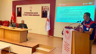 Tavuk çiftliklerinde hastalık riskine karşı yeni önlemler masaya yatırıldı