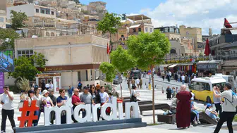 Mardin bayram tatilinde turist akınına uğradı