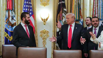 Trump Suriye liderine parfüm gönderdi