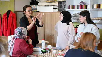 Manisalılar hafta sonunu sanat atölyelerinde değerlendirdi