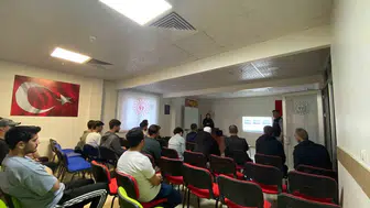 Elazığ’da yurt ve merkezlerde afet tatbikatı öncesi hazırlık eğitimi